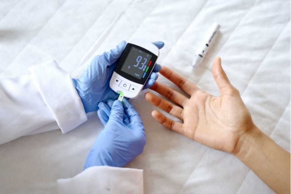 血糖値スパイクとは？寝るとどうなる？眠気の原因と対策法を徹底解説！