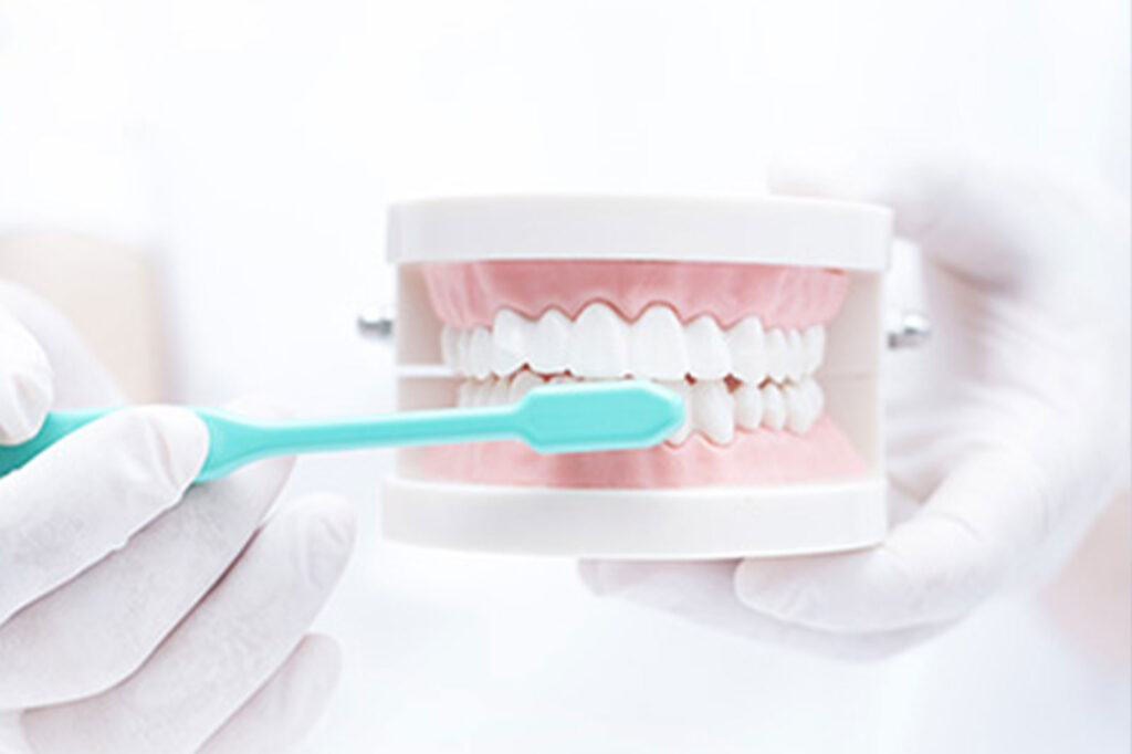 お口はアンチエイジングの入り口
歯周病とインプラント治療の注意点