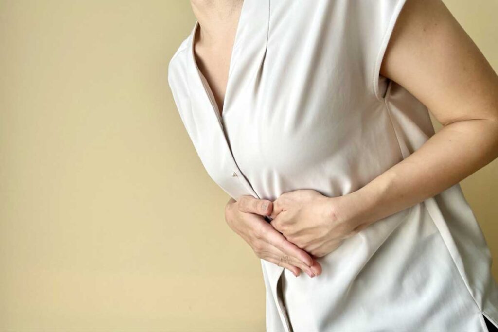 胸やけ・げっぷは逆流性食道炎？！
放置せず、年に1回の内視鏡検査を